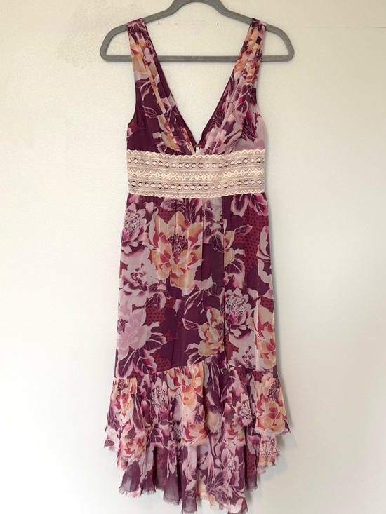 Free People Dresses & Skirts - Free People Floral Lace Boho Midi Dress Size 6 Purple Pink Tiered Ruffle V Neck
